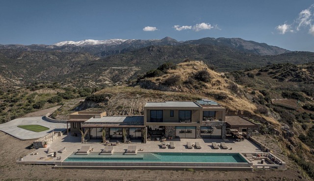 Villa Aeterna - Exclusive 7-Bedroom Villa. Spectacular Sea Views & Total Privacy