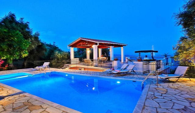 Villa Alexandros in Nisaki