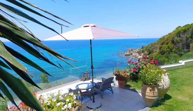 Villa am Meer Seahorse Bay Chalikounas, Korfu by Interhome