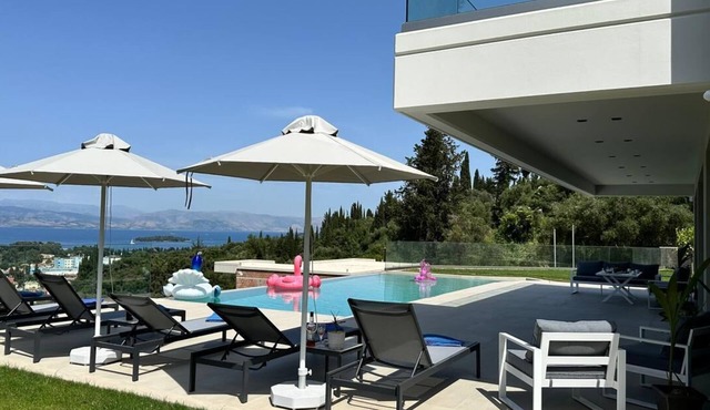 Villa Antonis