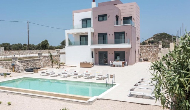 Villa Aurora