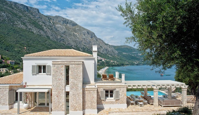 Villa Barbati Experience moments of pure relaxation.