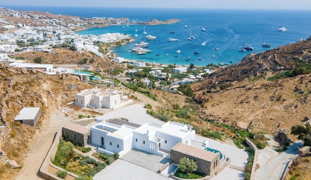 Villa Camelia - 3BR - 2 Pools - 2 Jacuzzis - Sea View - Psarou Beach (Nammos)