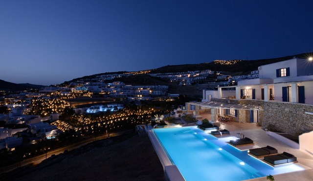 Villa Chrysta for Large Groups – Sea View & Private Pool