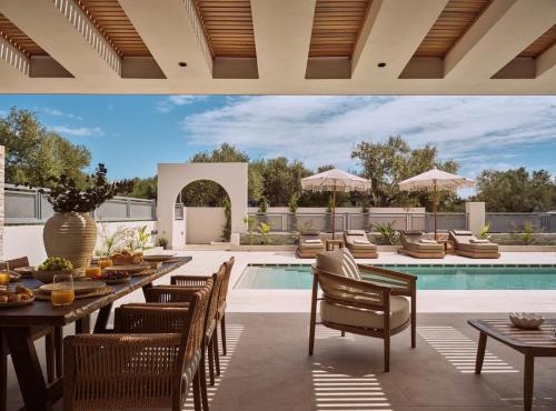 Villa D&A, A Private Sanctuary With Heated Pool by MindYourVilla
