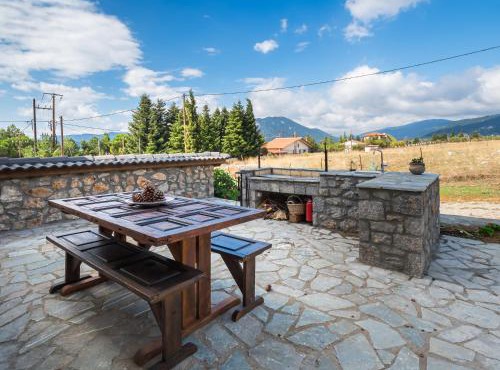Villa Dianne Apt 1 Livadi Arachovas