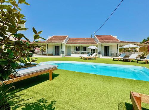 Villa Doramarie Sidari with private pool by DadoVillas