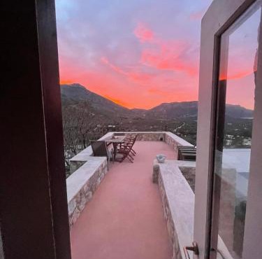 villa Elpiniki Tilos in Megálon Choríon
