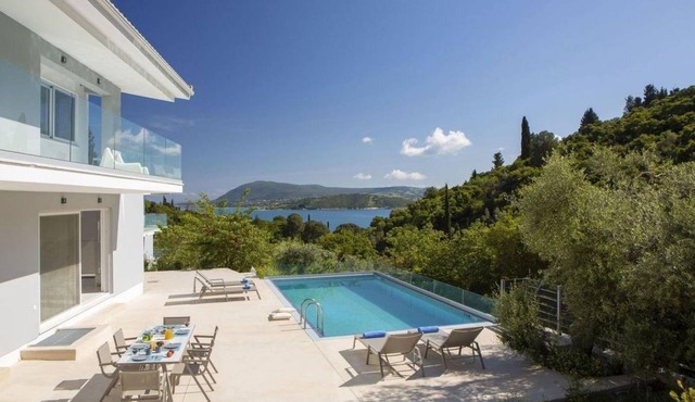 Villa Euriclea Villas Harriet, with sea view! in Ligia