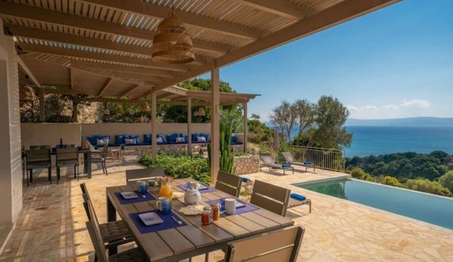 Villa Filakia – Serene Luxury with Panoramic Sea Views in Kefalonia in Ratzaklíon