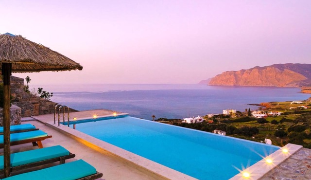 Villa Ilios - Charming Stone House with Stunning Views near Mochlos