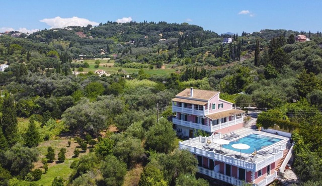 Villa Karousades - Four Bedroom Villa, Sleeps 8