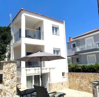 Villa Lifestyle & Trends