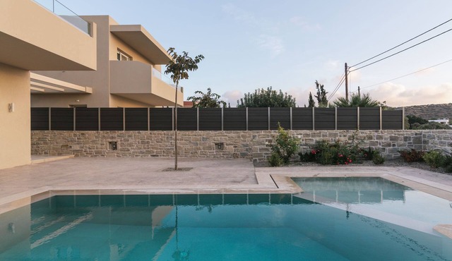 Villa Luna 1 With Swimming Pool in Pitsidia
