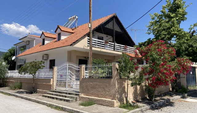 VILLA MAGDA in Nea Vrasna