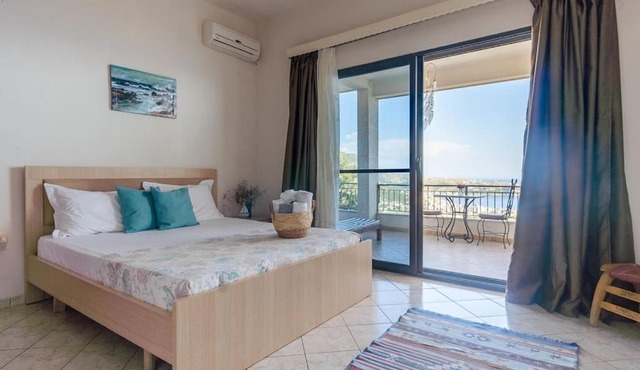 Villa Maria Mountain View in Himare