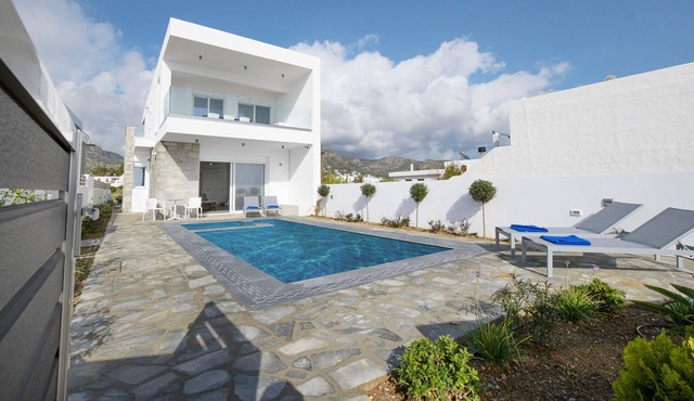 Villa Marina Hills mit privatem Pool in Makrygialos