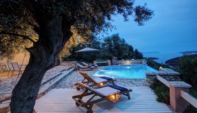 Villa Mastiha - SivotaBayVillas Lefkada in Σύβοτα