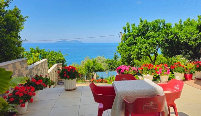 Villa Meminaj With Sea View And Garden, Vlore, Albania in Vlore