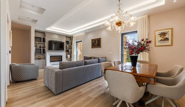 Villa Morava No.74 | Belvedere Korça by PikHost in Korça
