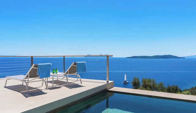 VILLA ODISSOS - Private Paradise with 2 infinity pools & Sea access