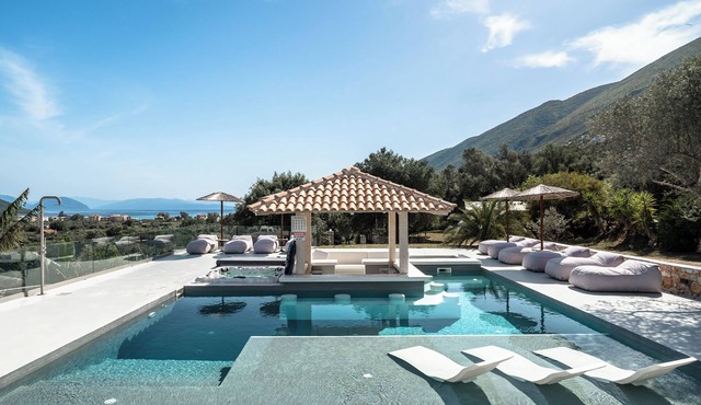 Villa Oliveira - Sea View - Two private pools - Jacuzzi
