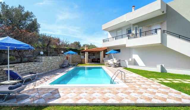 Villa Pantelis with private pool
