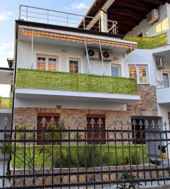 Villa Penthouse & Apartament in Durrës