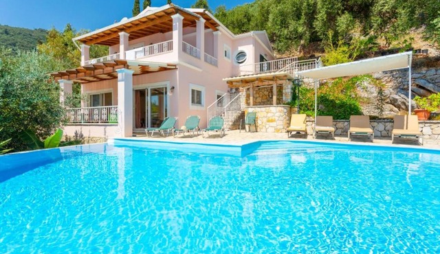 Villa Petros in Katávolos