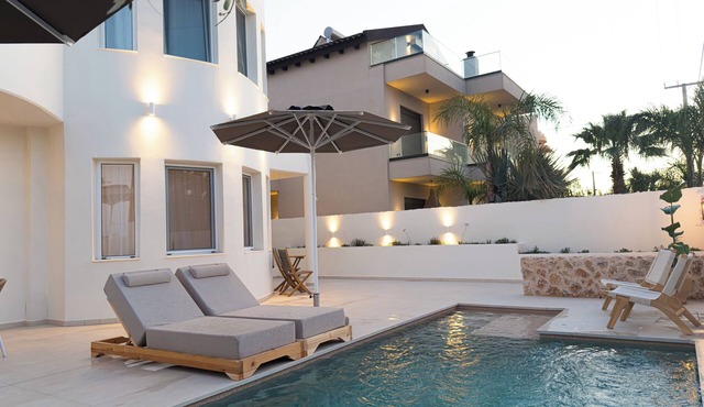 Villa Rhodéa | Private Heated Pool | 180sqm | 200m to Sea | 10 people