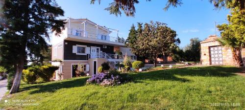 Villa Stilvi II - Α Full of Positive Energy House in Chalcis