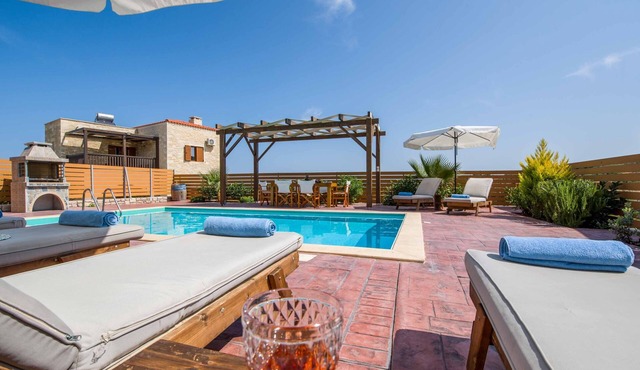 Villa Terpsi Klio - Three Bedroom Villa, Sleeps 6