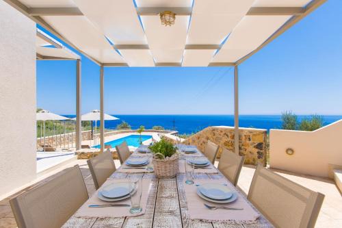 Villa Thromila - Panoramic Sea view in South Crete in Dhamnóni