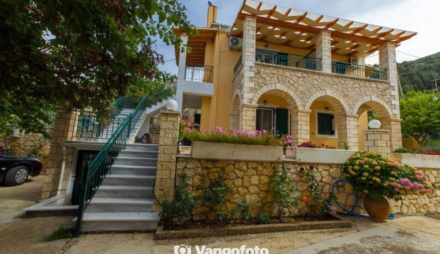 Villa Votistis