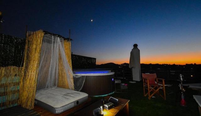 Villa Yacht Prive Jaccouzi and Pool