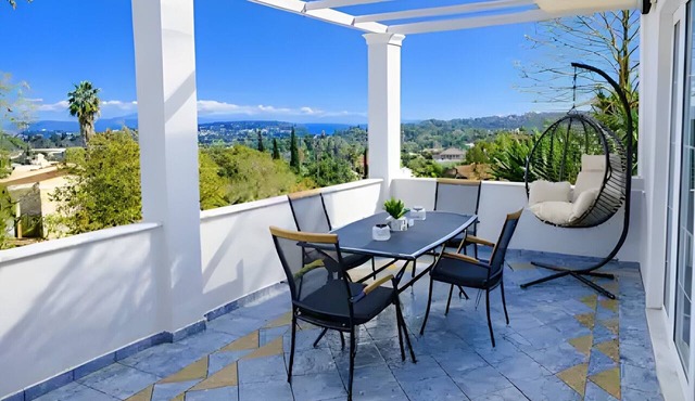 Villa Yucca Apartment with Private Terrace, Wi-Fi, and Air Conditioning in ΚΕΡΚΥΡΑΣ