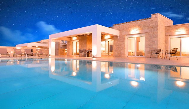 Vista Mare Villa Heated Pool