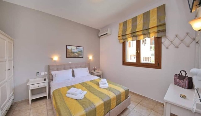 Wonderful studio 1min walk from the sea front in Skopelos