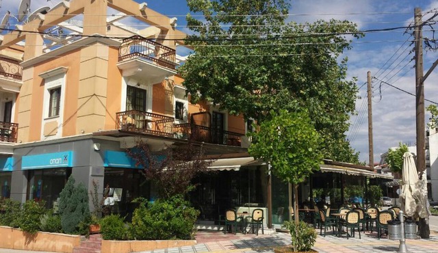 Yiannis Apartments