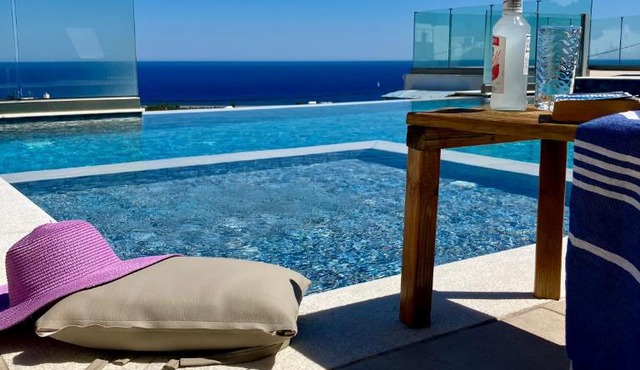 Zax sea view villas 4-Villa heated Pool Complex in Koutsounari