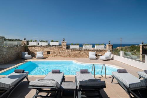 Zen Luxury Complex, Pool & Jacuzzi near Rethymno