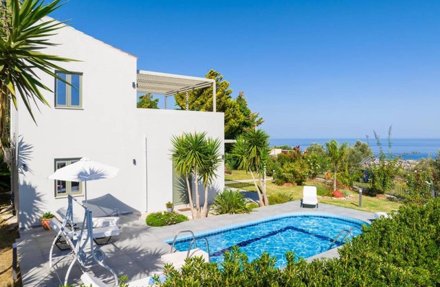 180 m² Villa ∙ 2 bedrooms ∙ 6 guests in Rethymno