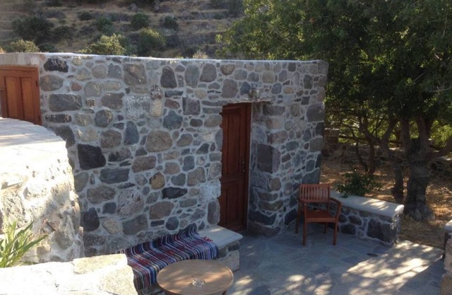 Loutra Olive Garden Stone 