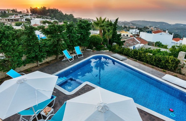 Palladio Luxury Villa in Rethymno