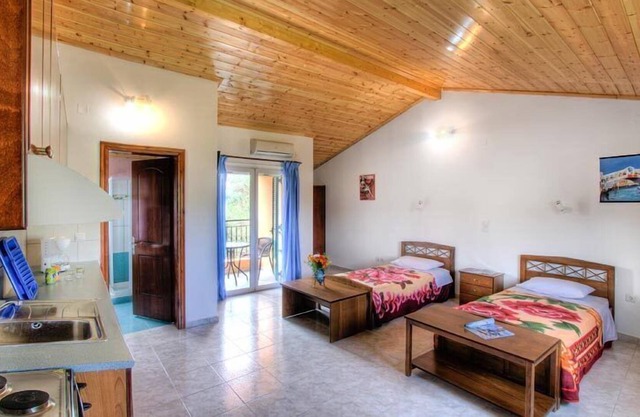 Studio only 400m from the sandy beach