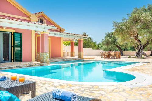 Acharavi Villa | 100 m² Villa ∙ 3 bedrooms ∙ 8 guests