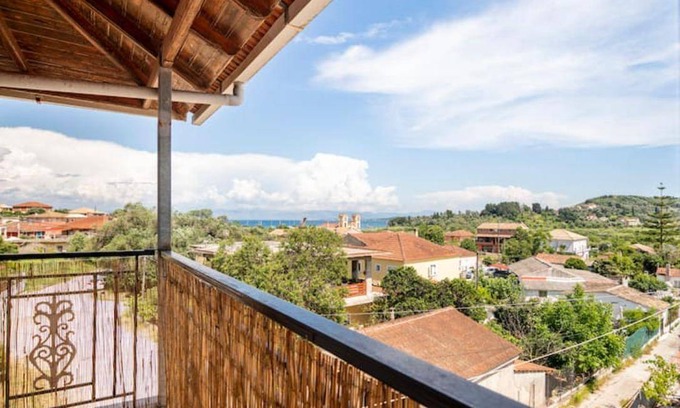 Petriti Apartment | 110 m² Apartment ∙ 3 bedrooms ∙ 6 guests