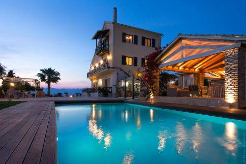 Agios Spyridon Corfu Villa | 110 m² Villa ∙ 4 bedrooms ∙ 8 guests