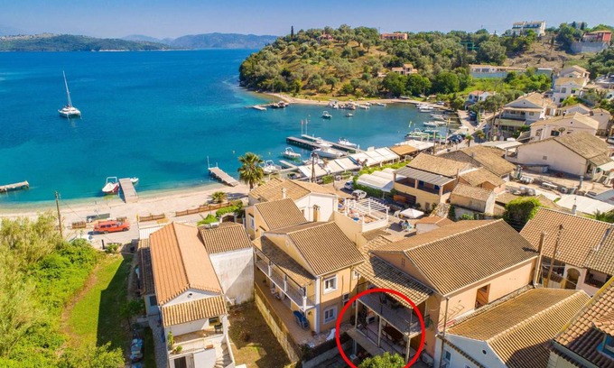 Agios Stefanos Apartment | 120 m² Apartment ∙ 3 bedrooms ∙ 6 guests