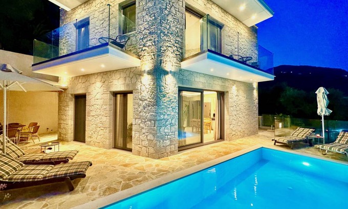 Barbati Villa | 150 m² Villa ∙ 3 bedrooms ∙ 6 guests